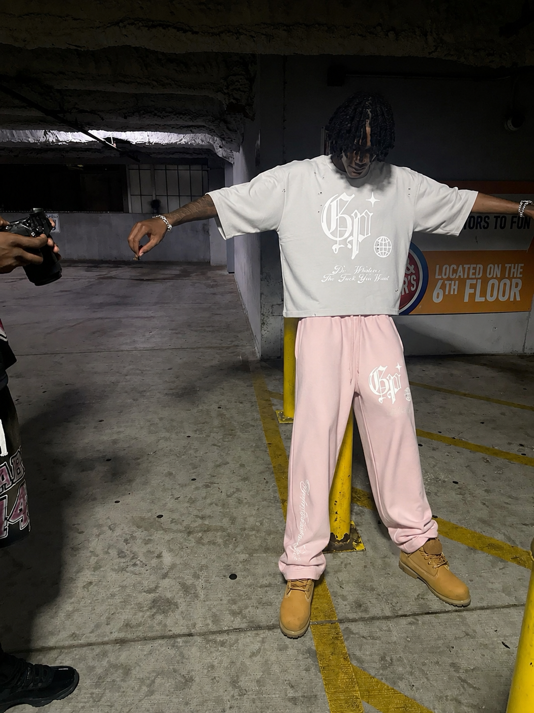 GP Solid Color Straight-Leg Sweatpants