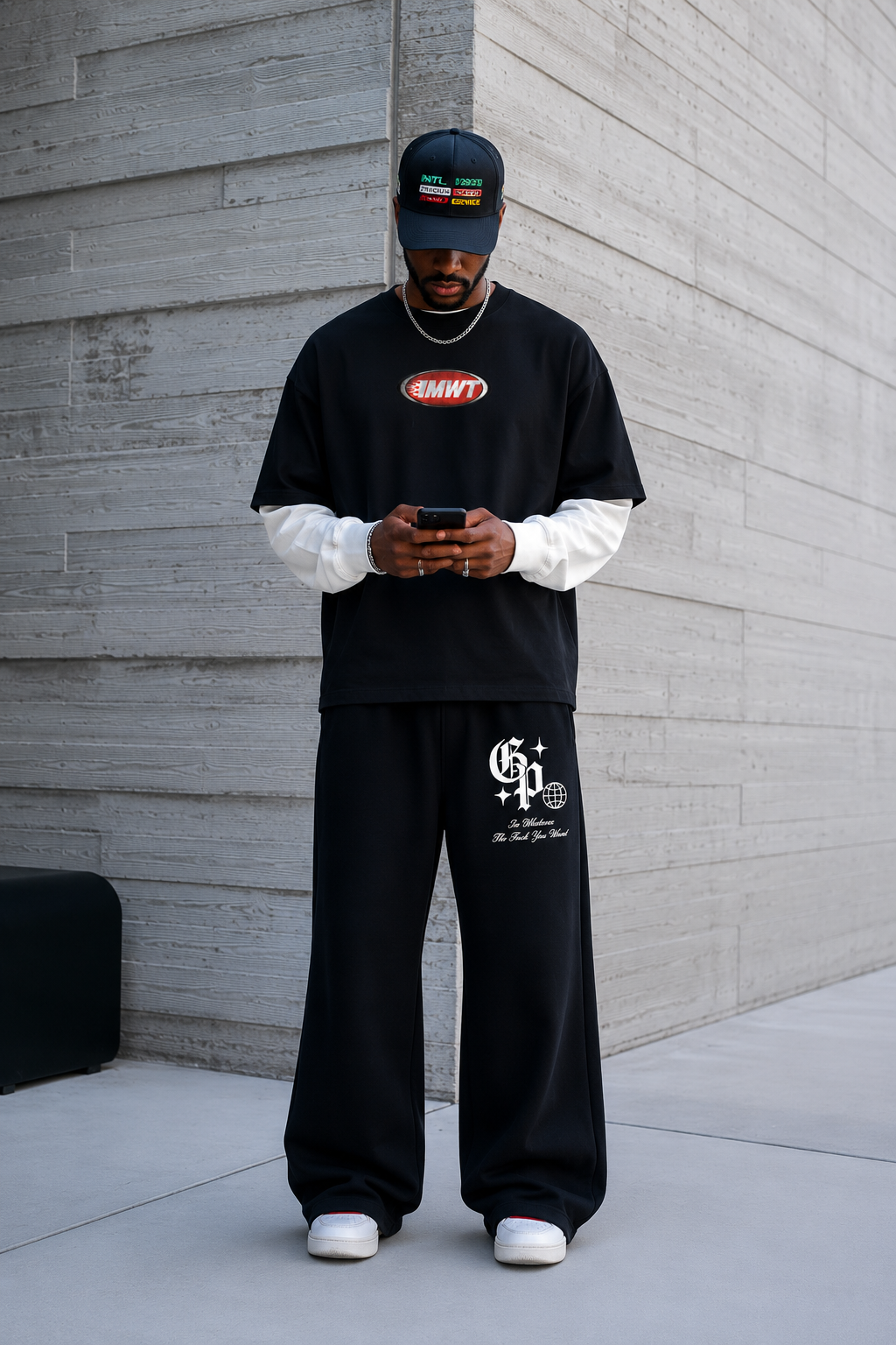 GP Solid Color Straight-Leg Sweatpants